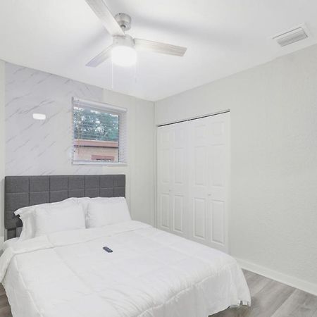 Spacious And Luxurious Home Centrally Located Between Miami And Ft. Lauderdale Мирамар Екстериор снимка